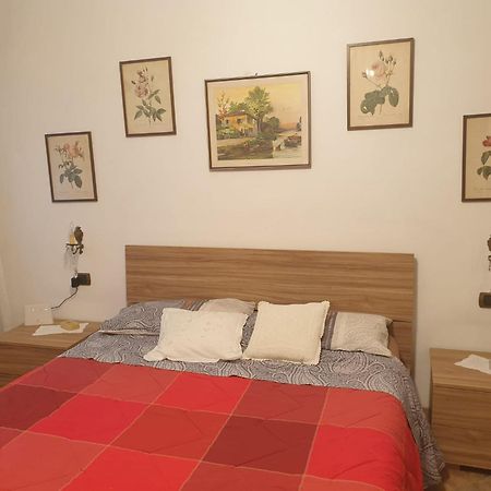 Casa Vacanze Alice E Arianna Cairo Montenotte Extérieur photo