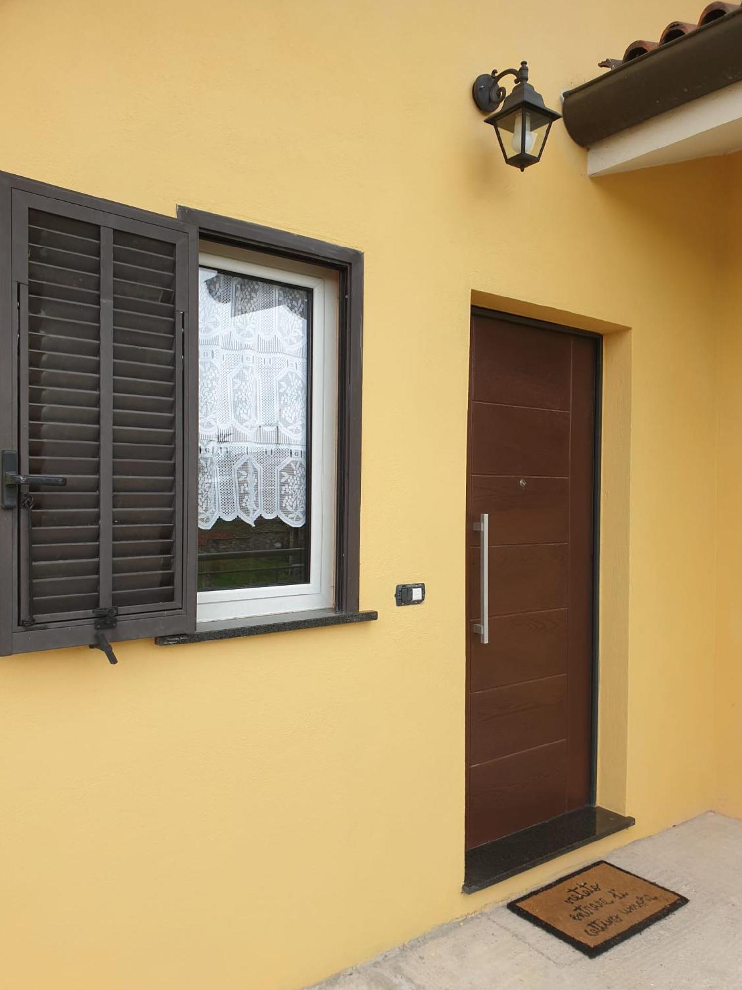 Casa Vacanze Alice E Arianna Cairo Montenotte Extérieur photo